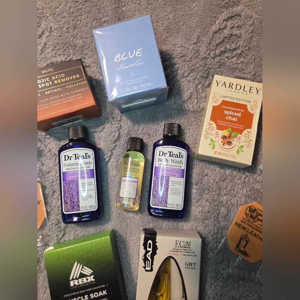 Assorted Men's Gift Bundle - NEW - Picture 5 of 6